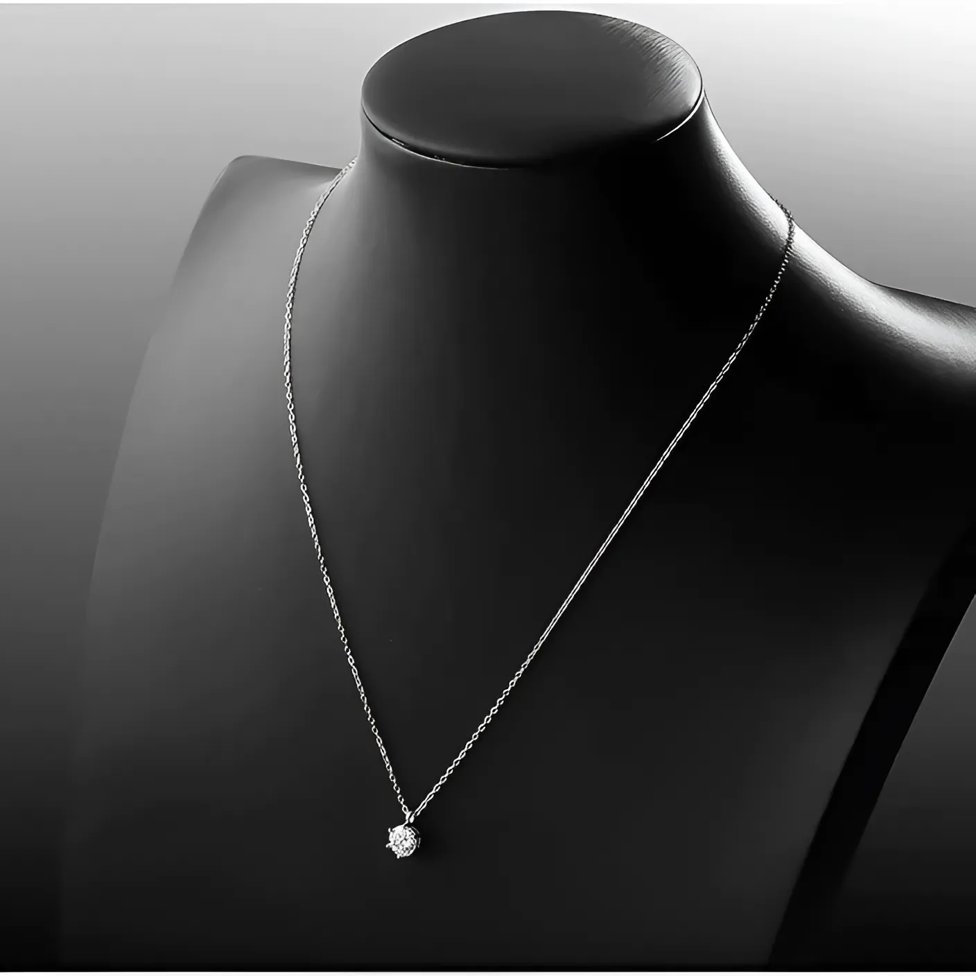 SOLITARE MoIssanite necklace - Image 5