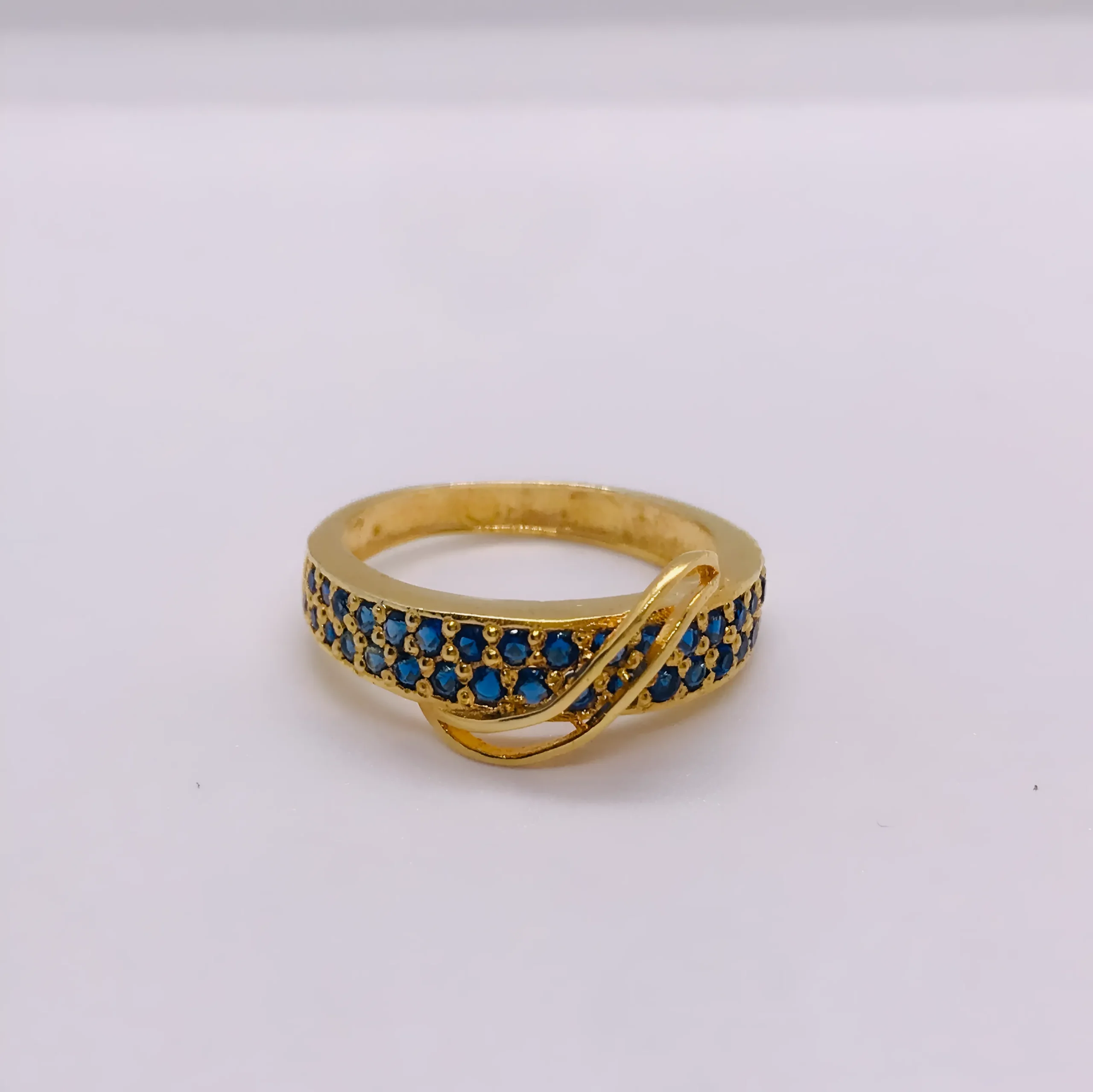 THE Sapphire Majesty RING