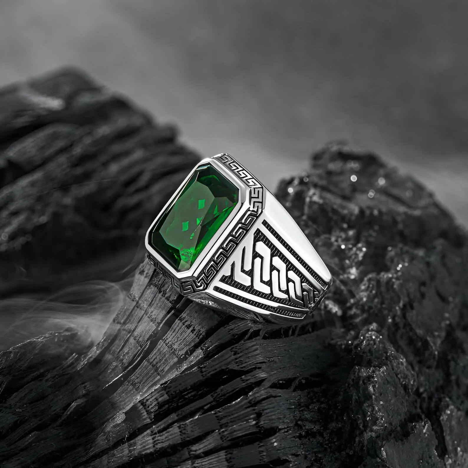 Greek Scarlet Ring (Green) - Image 3
