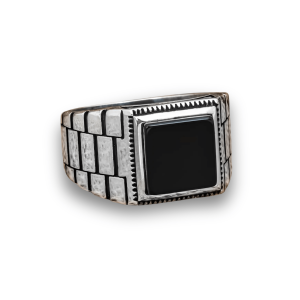 The Victorian Black Ring – 925 Silver