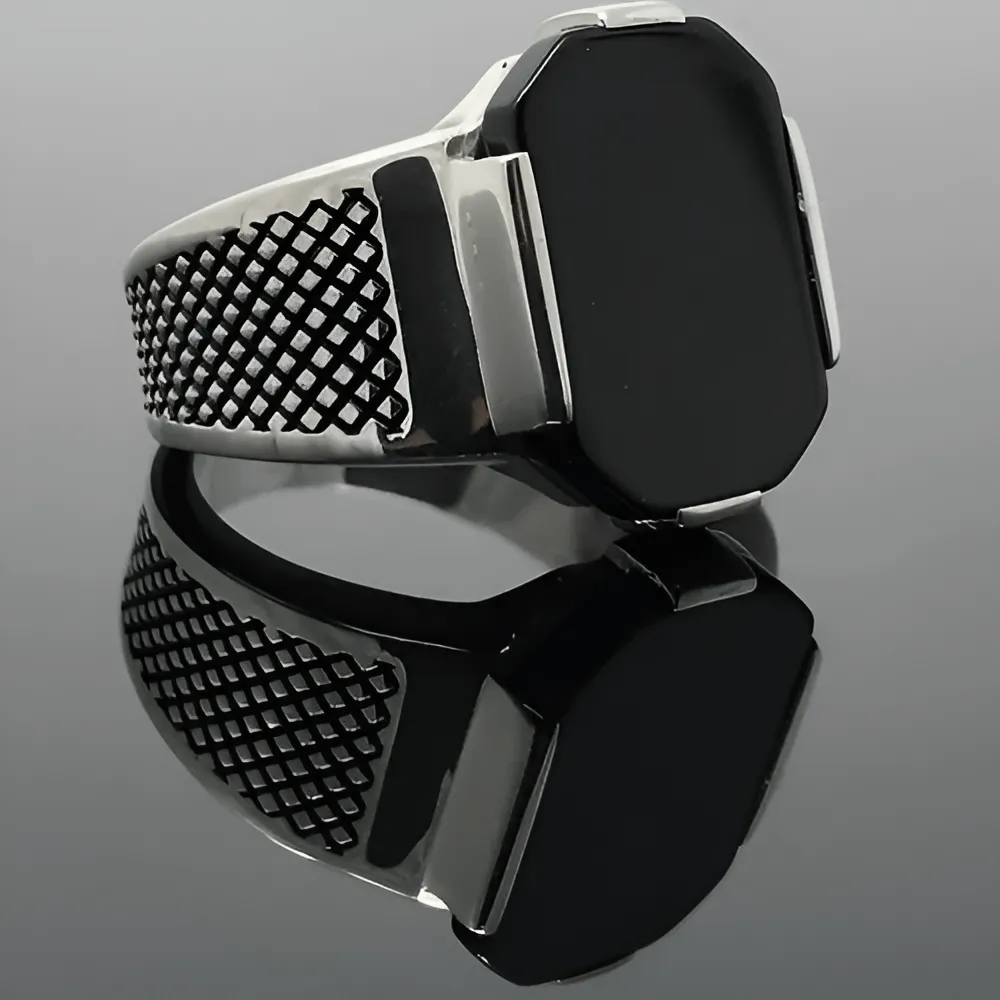 Onyx Silver Ring - Image 3