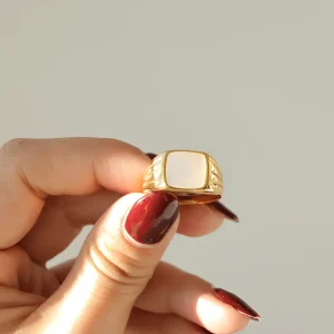 White Pearl Ring