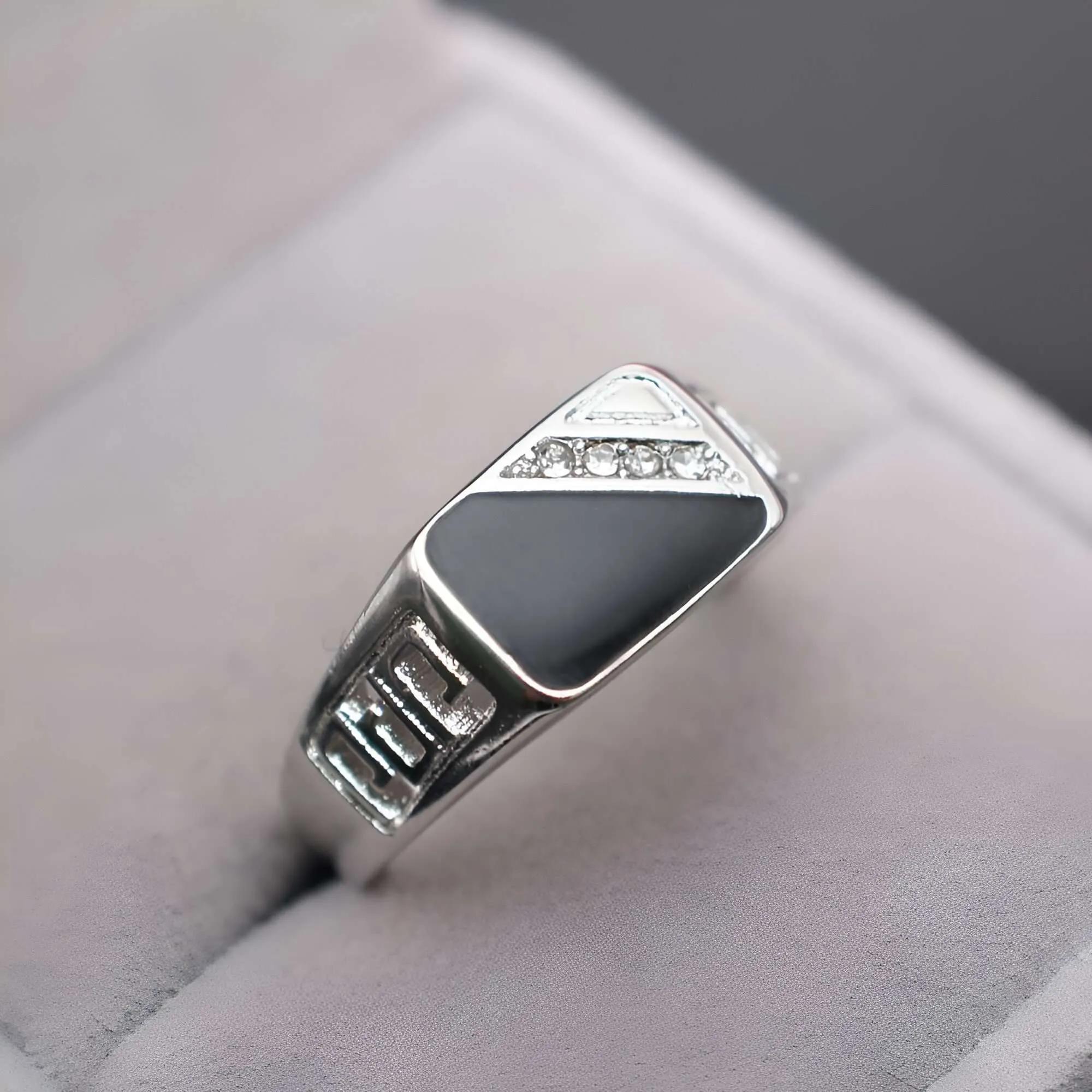 LUXE NOIR RING - Image 6