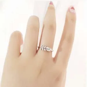 LEAF MINIMAL RING