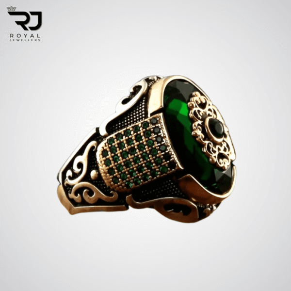 GREEN MAJESTY RING - Image 3